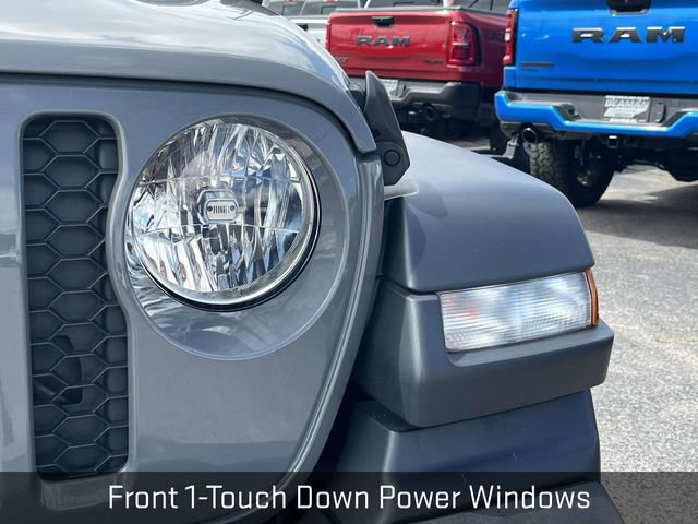 Used 2020 Jeep Gladiator Sport w/ Quick Order Package 24S AWD/4WD image 9