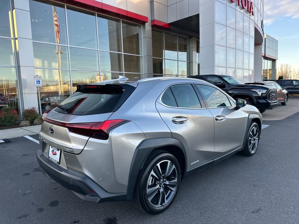 Used 2021 Lexus UX 250h image 3