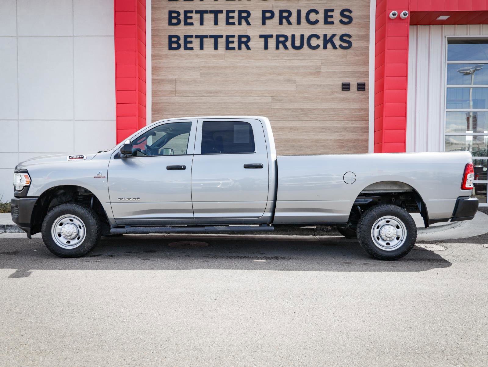 Used 2022 RAM 2500 Tradesman w/ Cold Weather Group AWD/4WD image 7
