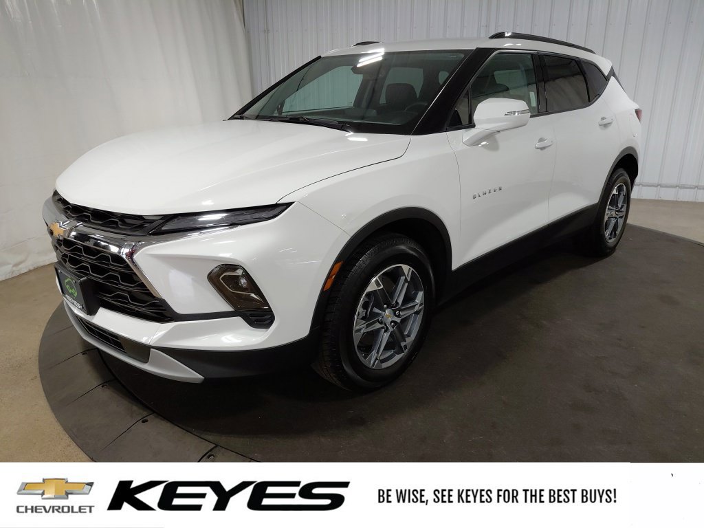 Certified 2023 Chevrolet Blazer LT AWD/4WD image 1