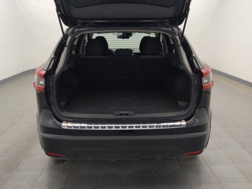 Used 2020 Nissan Rogue Sport SV image 29