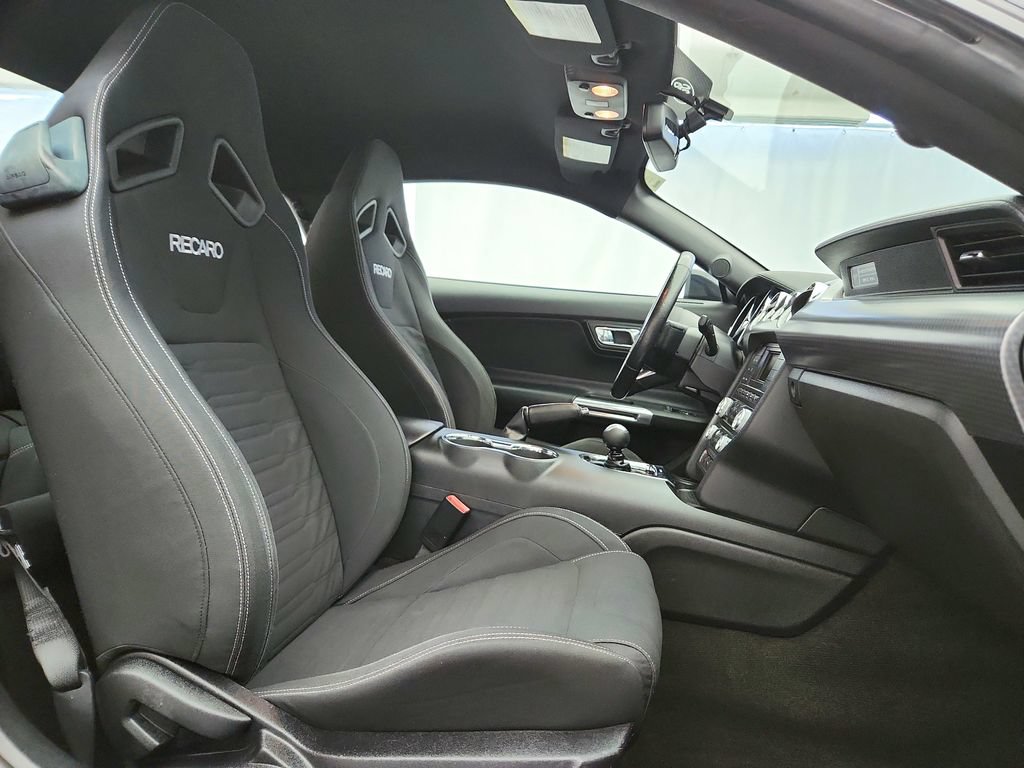 Used 2017 Ford Mustang GT w/ GT Performance Package RWD image 20