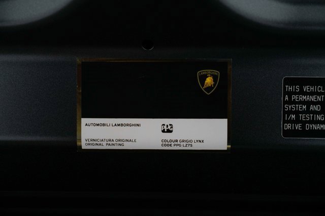 Used 2024 Lamborghini Huracan EVO image 28