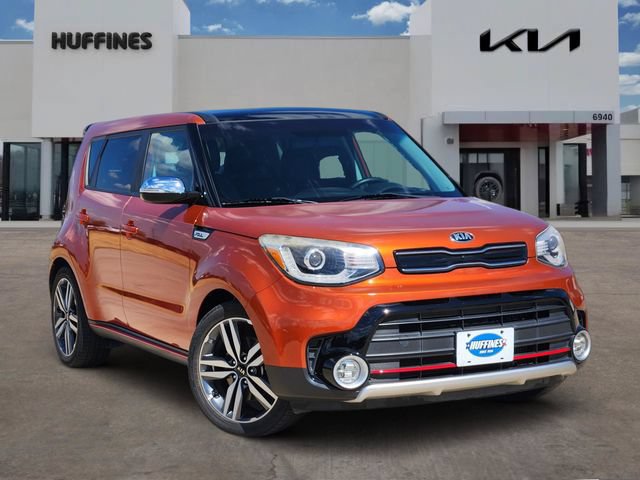 Used 2018 Kia Soul ! w/ Tech Package FWD image 1
