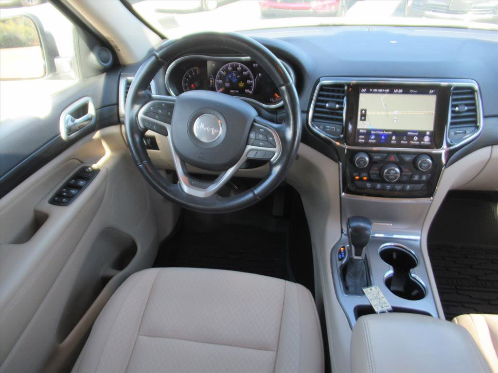 Used 2022 Jeep Grand Cherokee Laredo E image 13