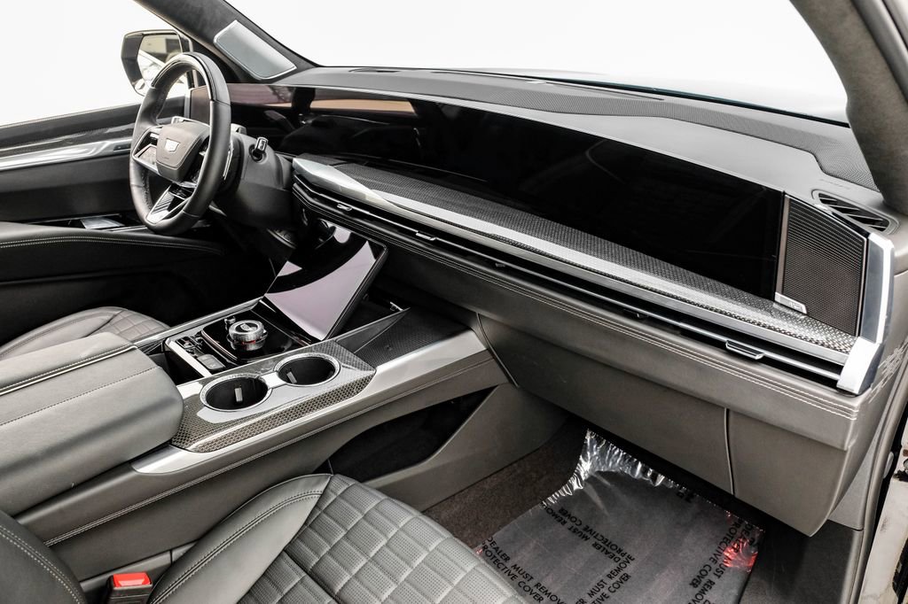 Used 2025 Cadillac Escalade V image 9