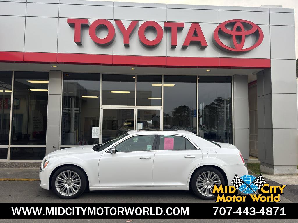 Used 2013 Chrysler 300 C Luxury Series w/ Beats Audio Group