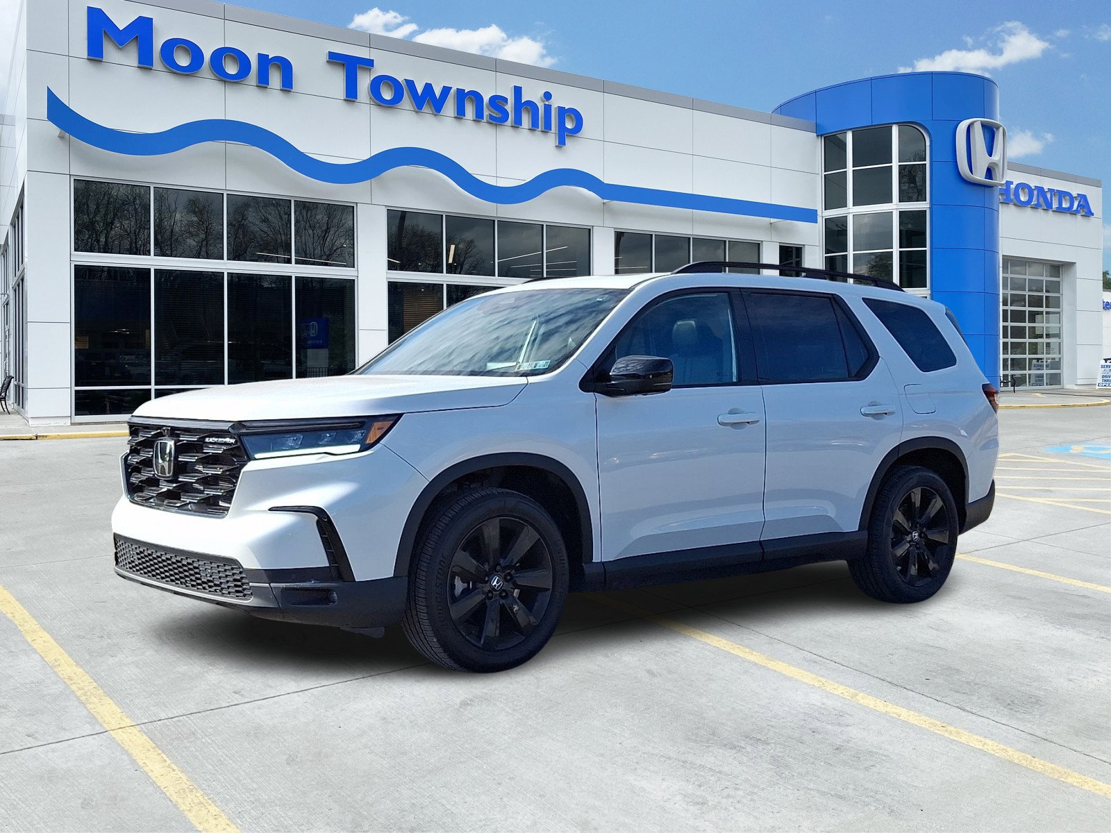 Used 2025 Honda Pilot Black Edition image 3