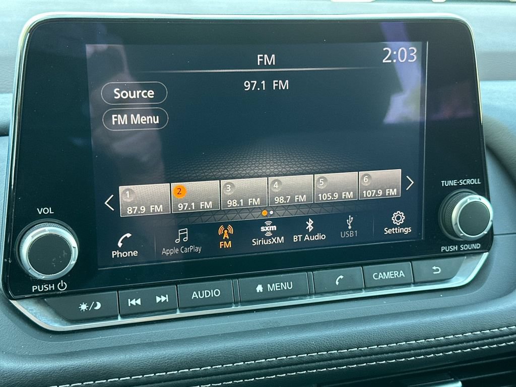 Used 2023 Nissan Rogue SV FWD image 17