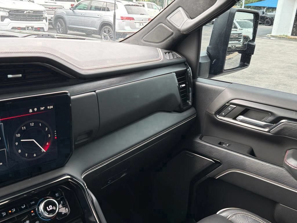 Used 2024 GMC Sierra 2500 AT4X w/ AT4X AEV Edition AWD/4WD image 47