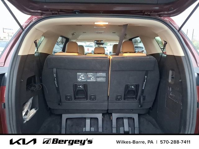 Certified 2023 Kia Carnival LX image 32