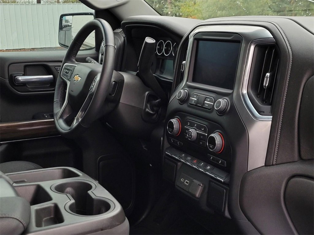 Used 2022 Chevrolet Silverado 1500 LT image 11