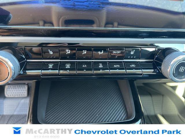 New 2027 Chevrolet Bolt LT w/ Comfort Package FWD image 26