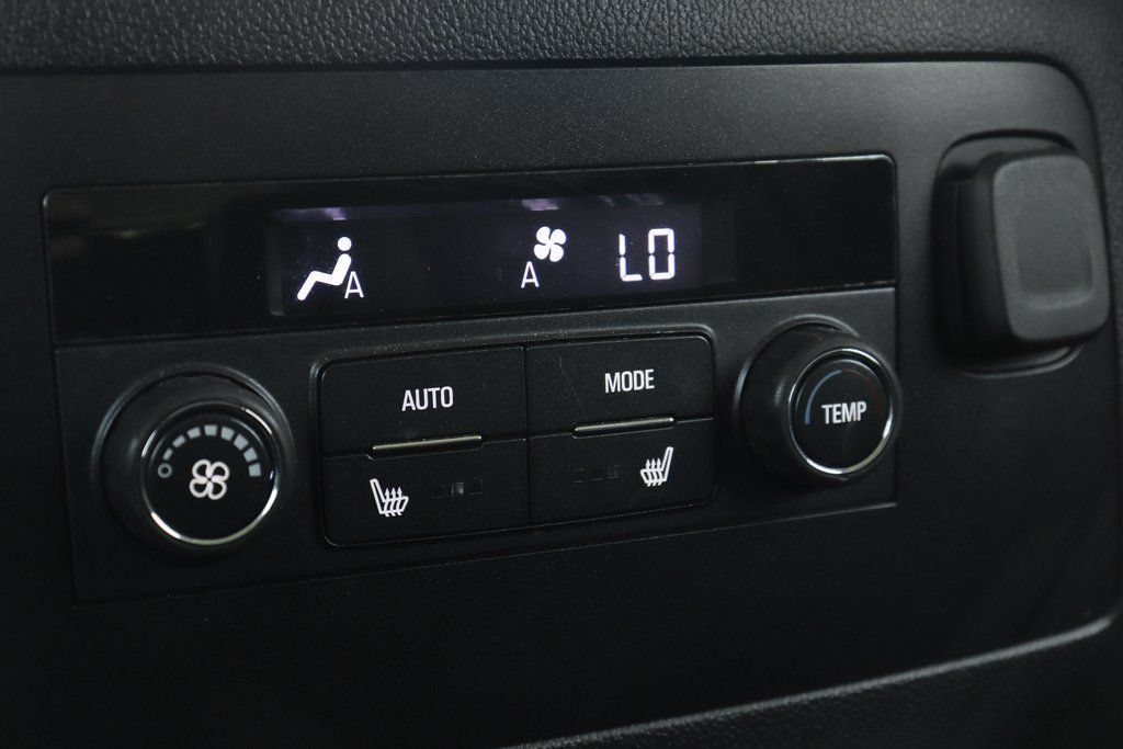 Used 2020 Chevrolet Suburban Premier RWD image 44