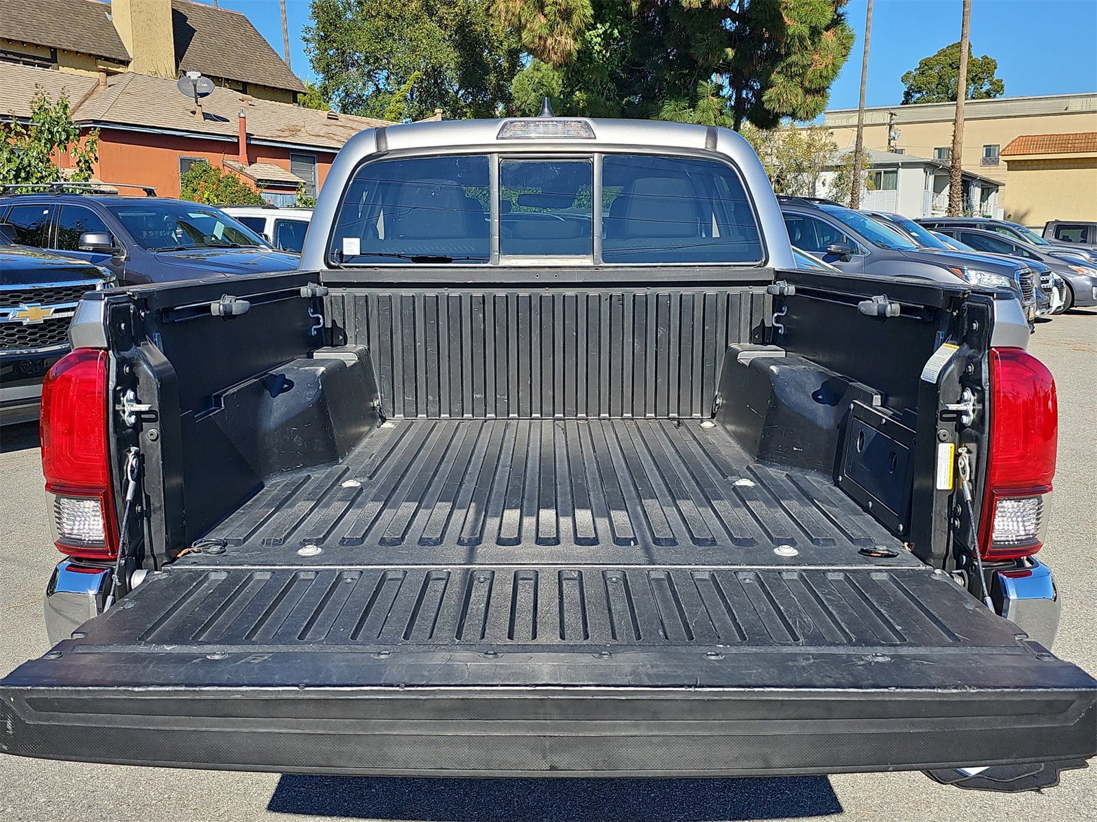 Used 2021 Toyota Tacoma SR5 image 12