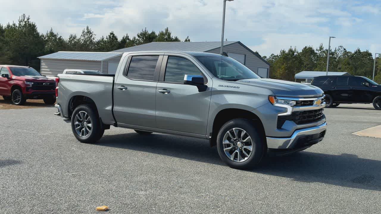New 2026 Chevrolet Silverado 1500 LT image 2