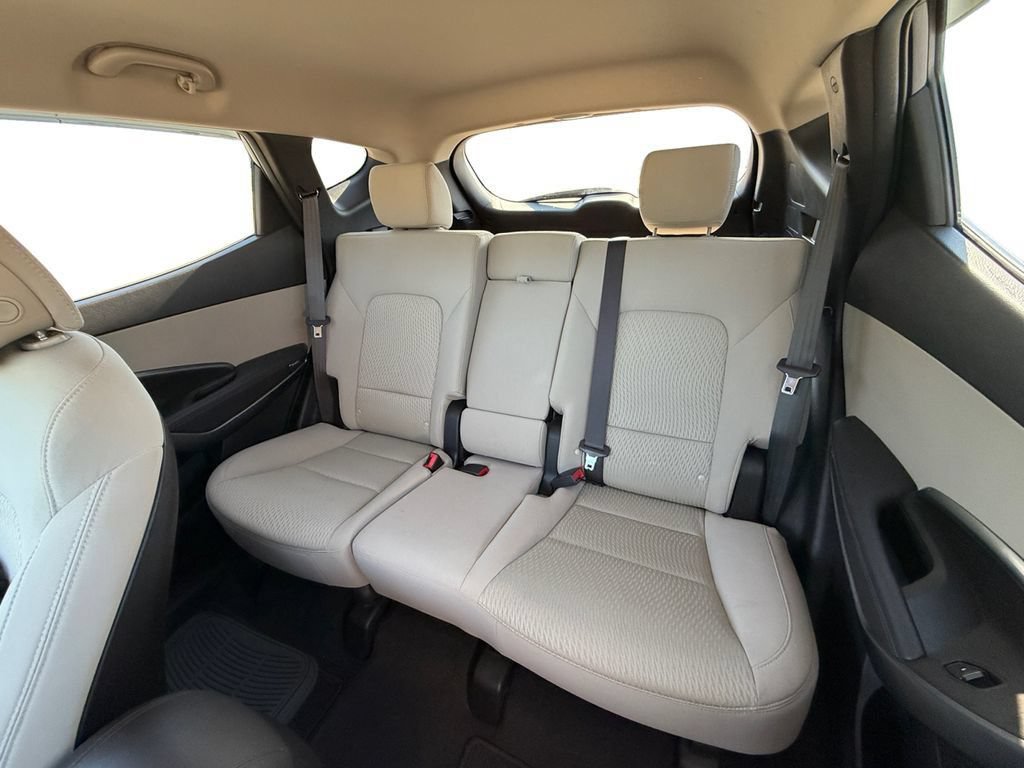Used 2018 Mitsubishi Outlander LE AWD/4WD image 24