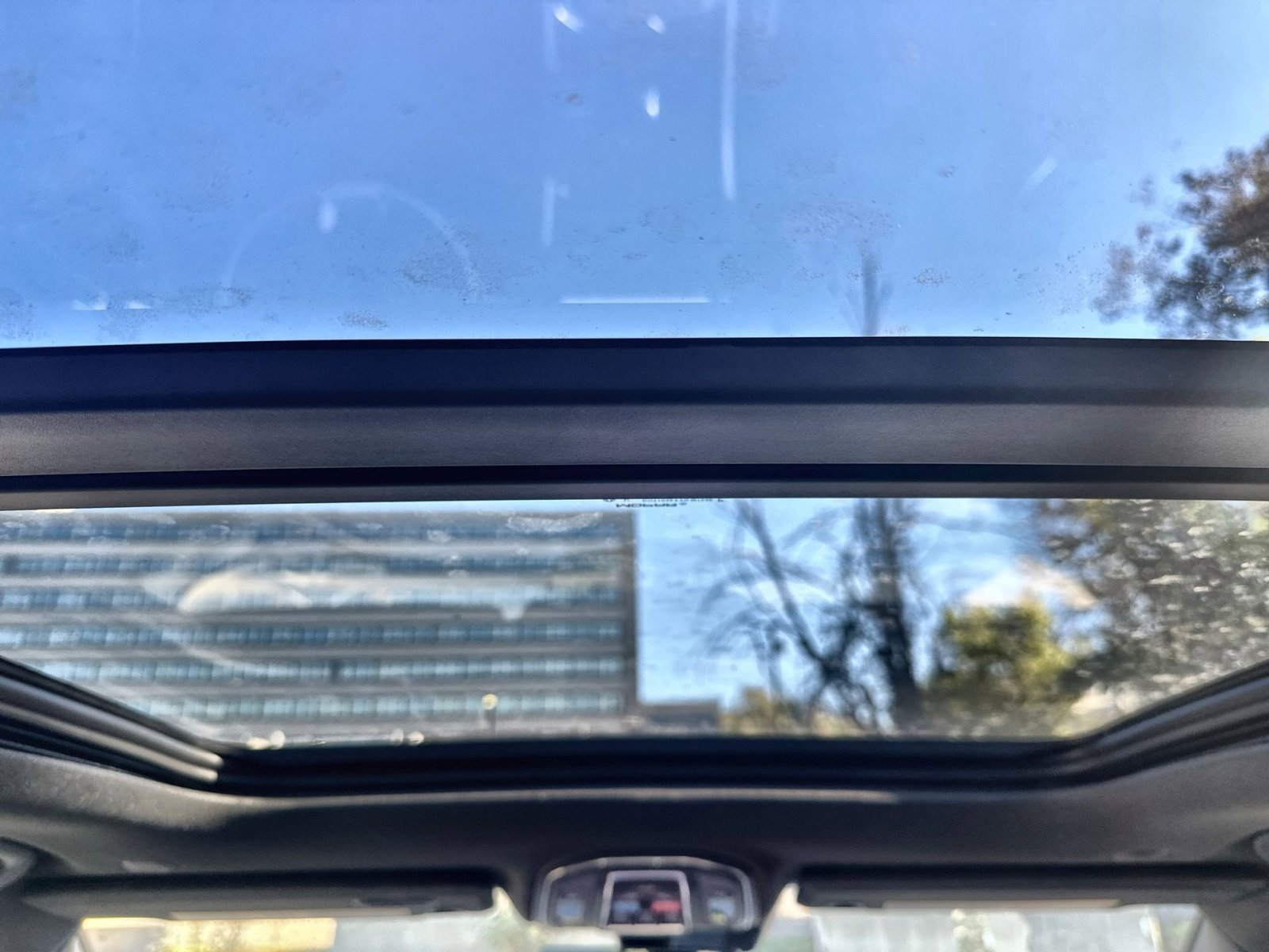 New 2025 Jeep Grand Cherokee Limited w/ Luxury Tech Group II image 23