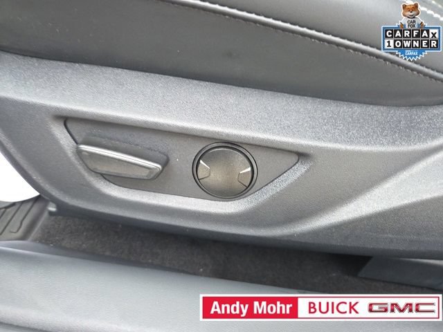 Used 2025 Ford Mustang Premium RWD image 34