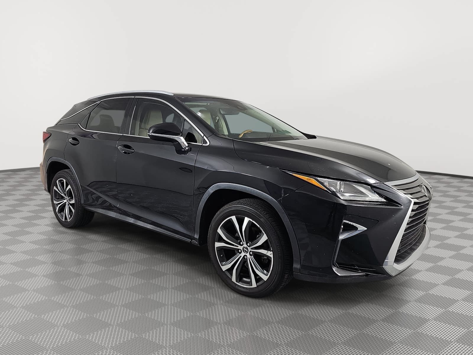 Used 2018 Lexus RX 350 FWD w/ Premium Package image 2