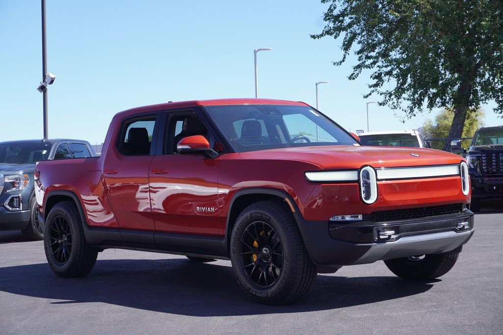 Used 2022 Rivian R1T Adventure image 4