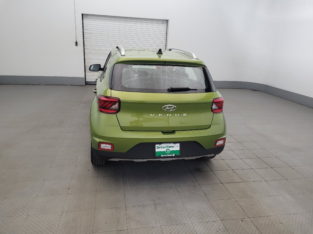 Used 2020 Hyundai Venue SEL w/ Convenience Package FWD image 6
