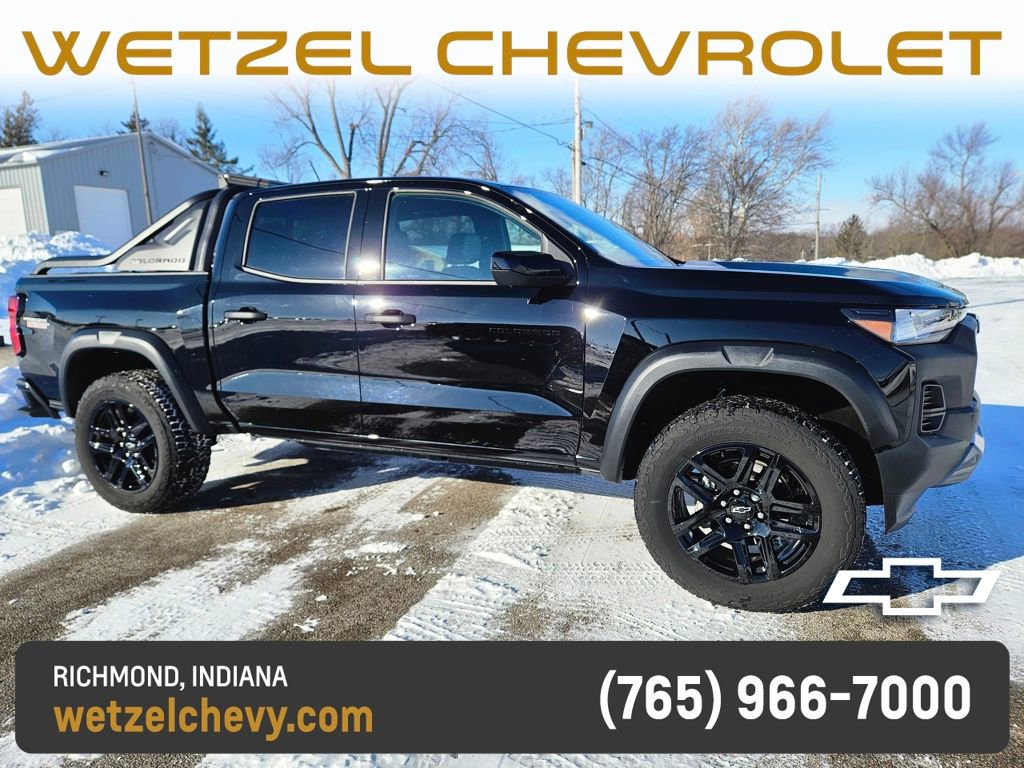 New 2025 Chevrolet Colorado Trail Boss w/ Midnight Edition