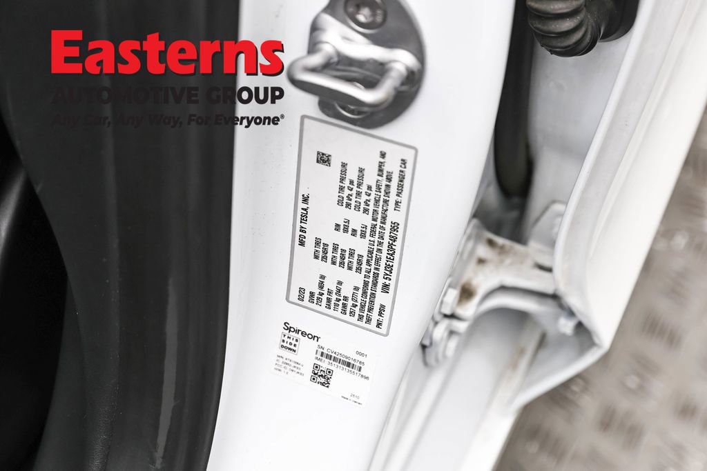 Used 2023 Tesla Model 3 Standard Range image 34