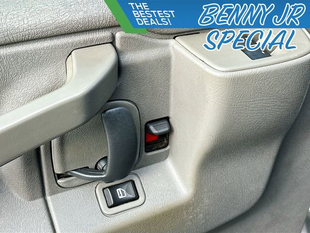 Used 2019 Chevrolet Express 3500 Extended w/ Power Convenience Package image 17