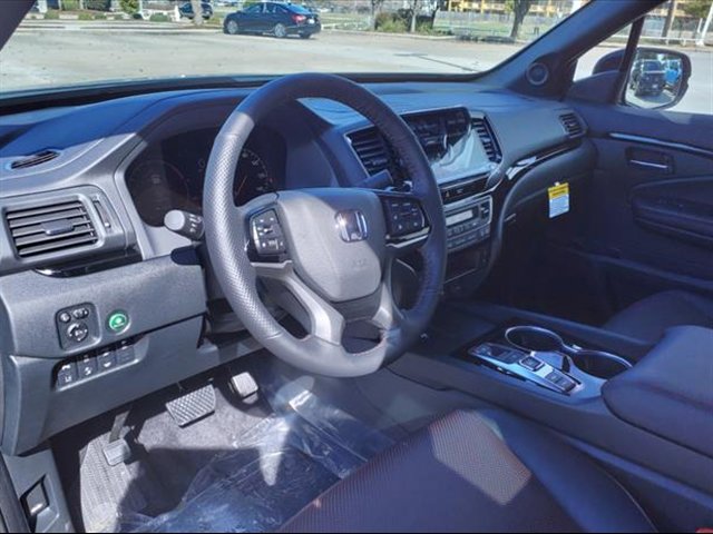 New 2026 Honda Ridgeline Black Edition image 3