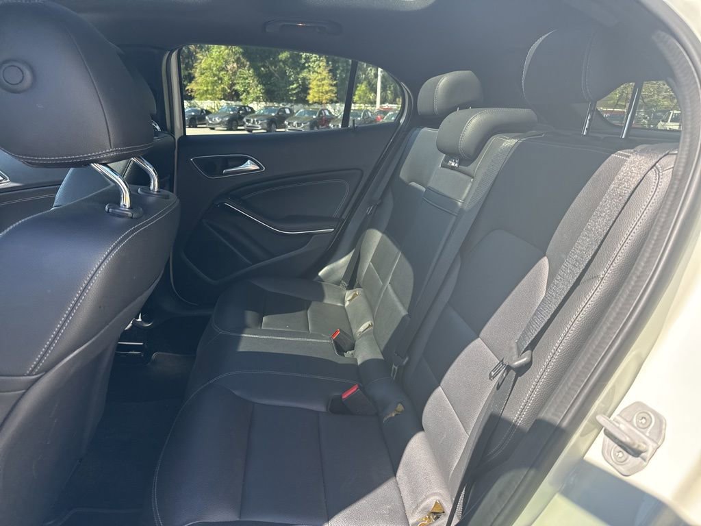 Used 2016 Mercedes-Benz GLA 250 image 12