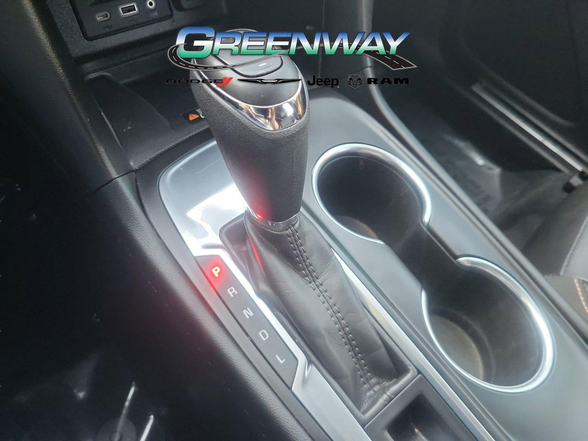 Used 2021 Chevrolet Equinox Premier w/ Redline Edition image 15