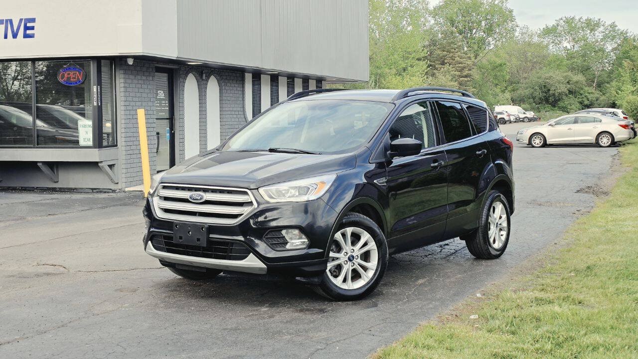 Used 2019 Ford Escape SEL AWD/4WD image 2