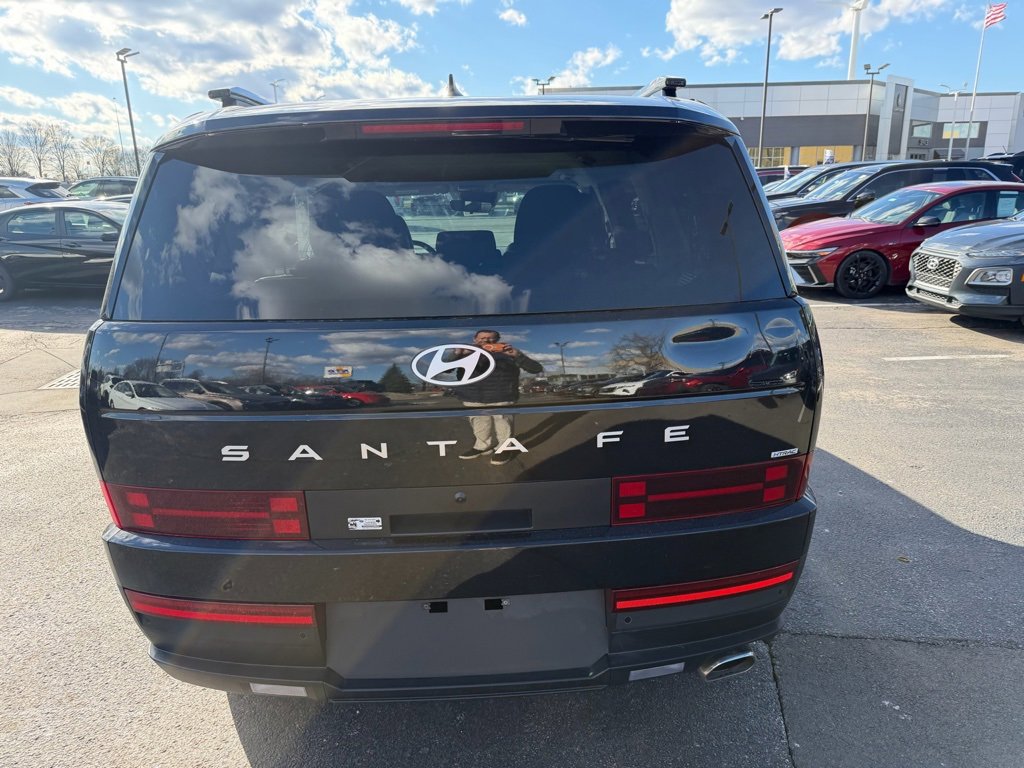 Used 2025 Hyundai Santa Fe SEL image 6