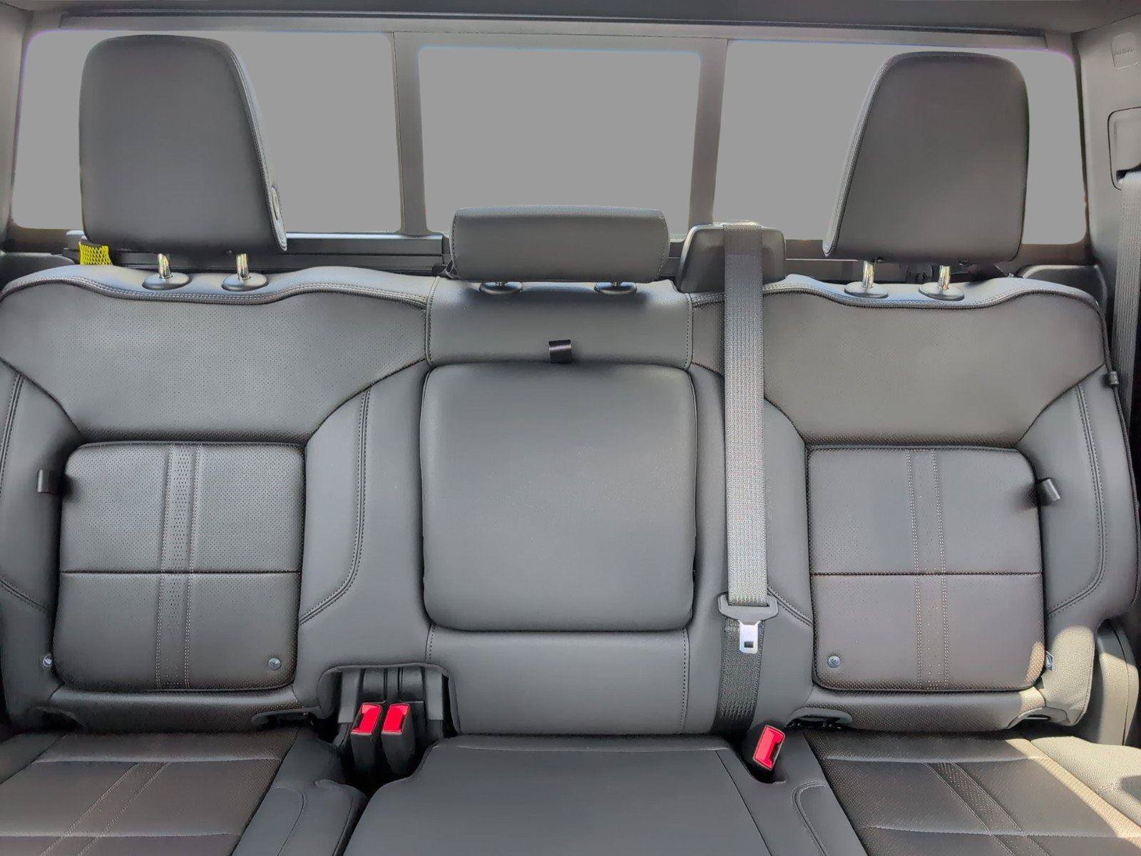 New 2026 Chevrolet Silverado 2500 High Country w/ High Country Premium Package AWD/4WD image 32