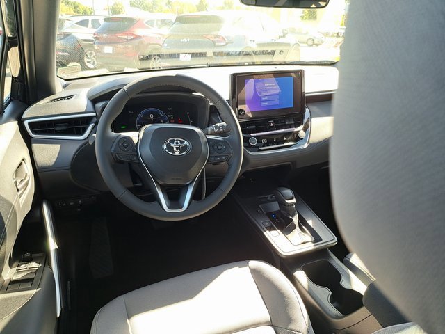 New 2026 Toyota Corolla Cross SE image 10