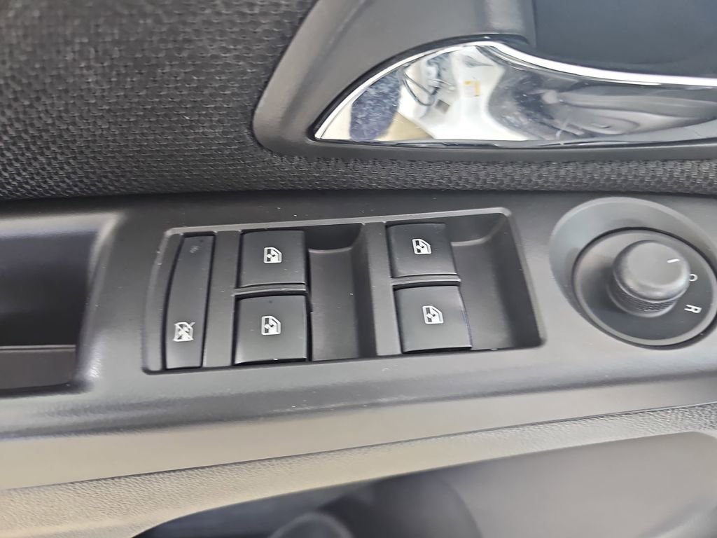 Used 2014 Chevrolet Cruze LT w/ All-Star Edition image 32