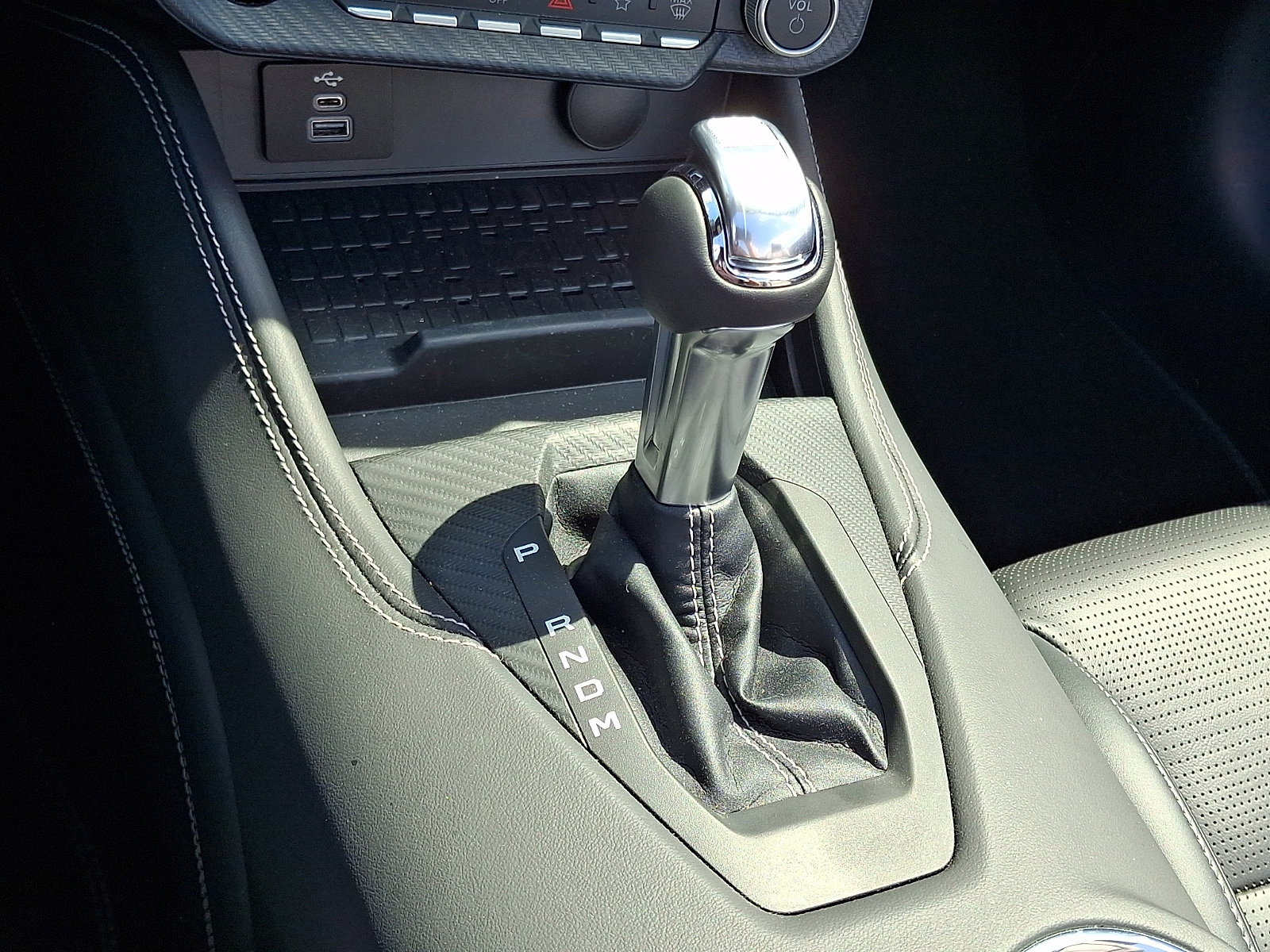 Used 2024 Ford Mustang GT Premium RWD image 14
