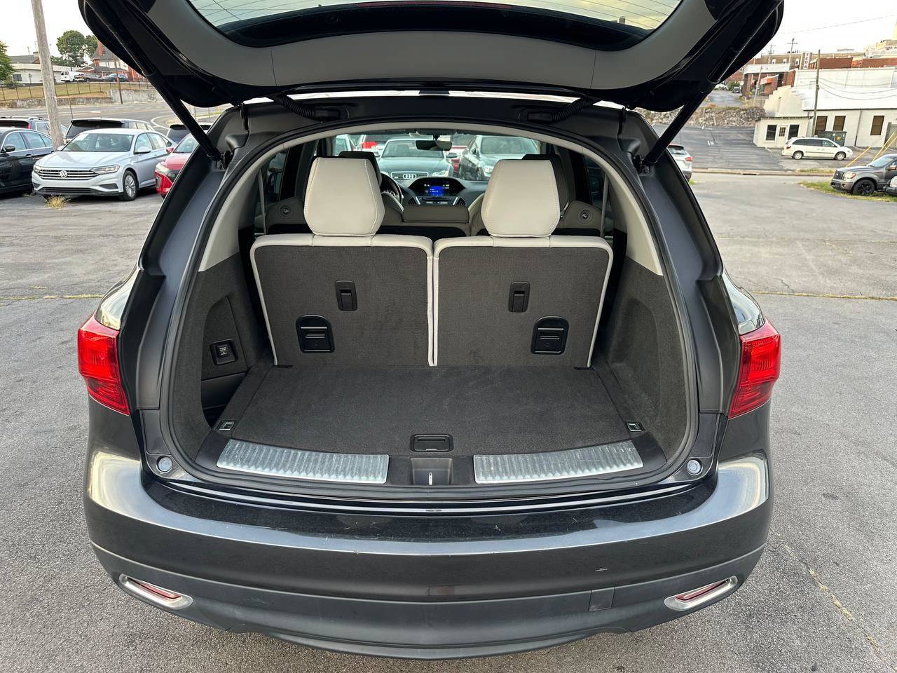 Used 2016 Acura MDX w/ AcuraWatch Plus Package FWD image 40