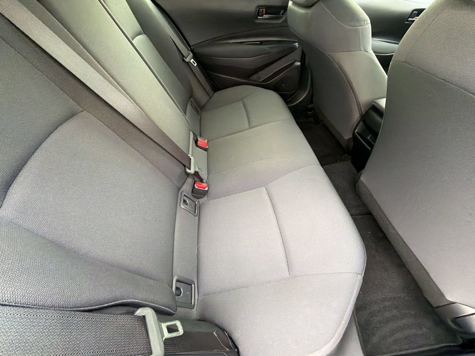 Certified 2022 Toyota Corolla LE FWD image 33
