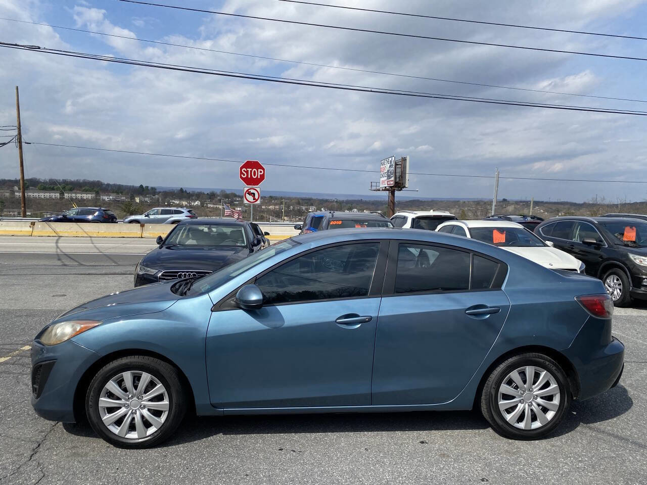 Used 2011 MAZDA MAZDA3 i Sport image 9