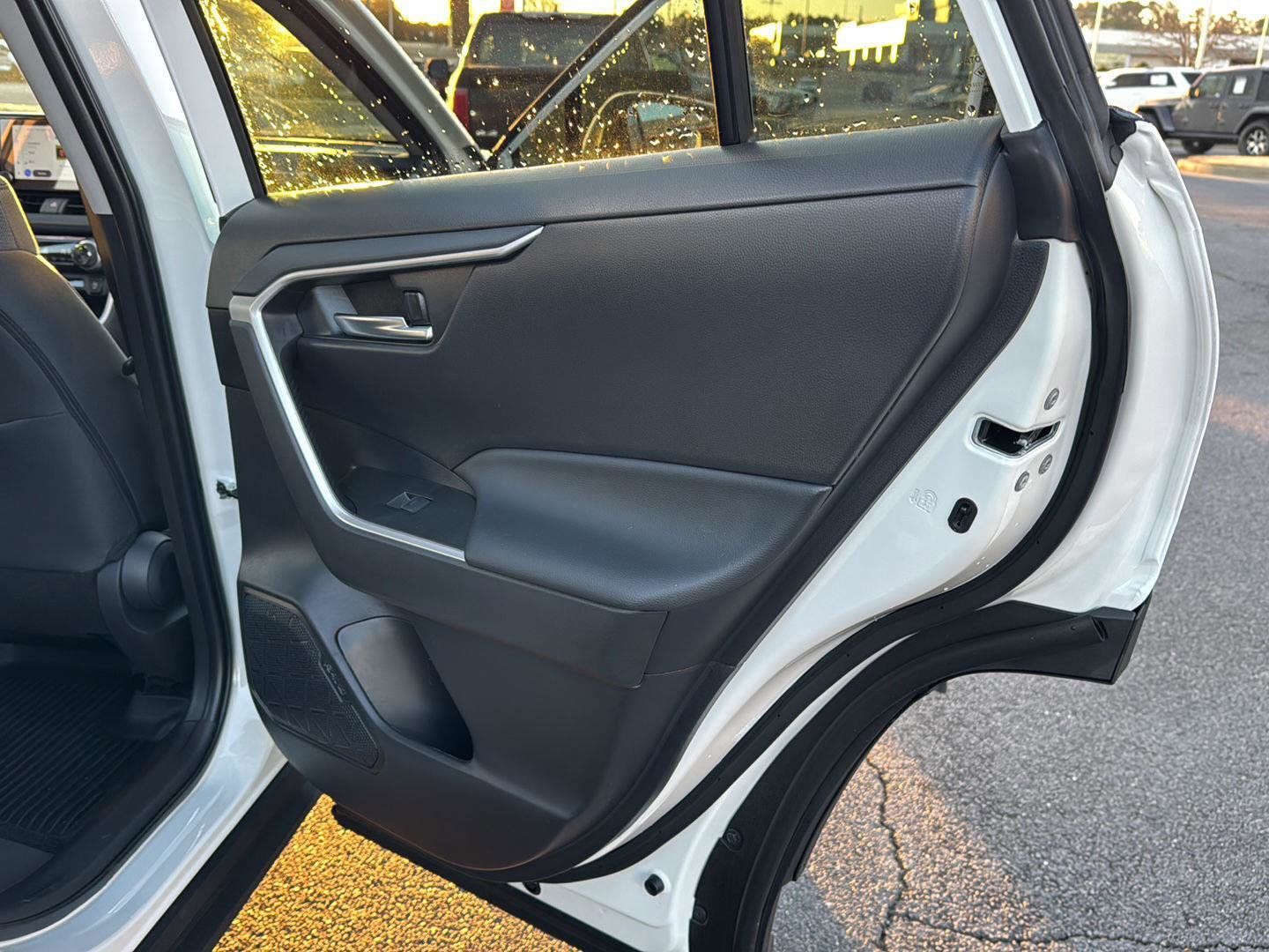 Used 2025 Toyota RAV4 XLE image 13