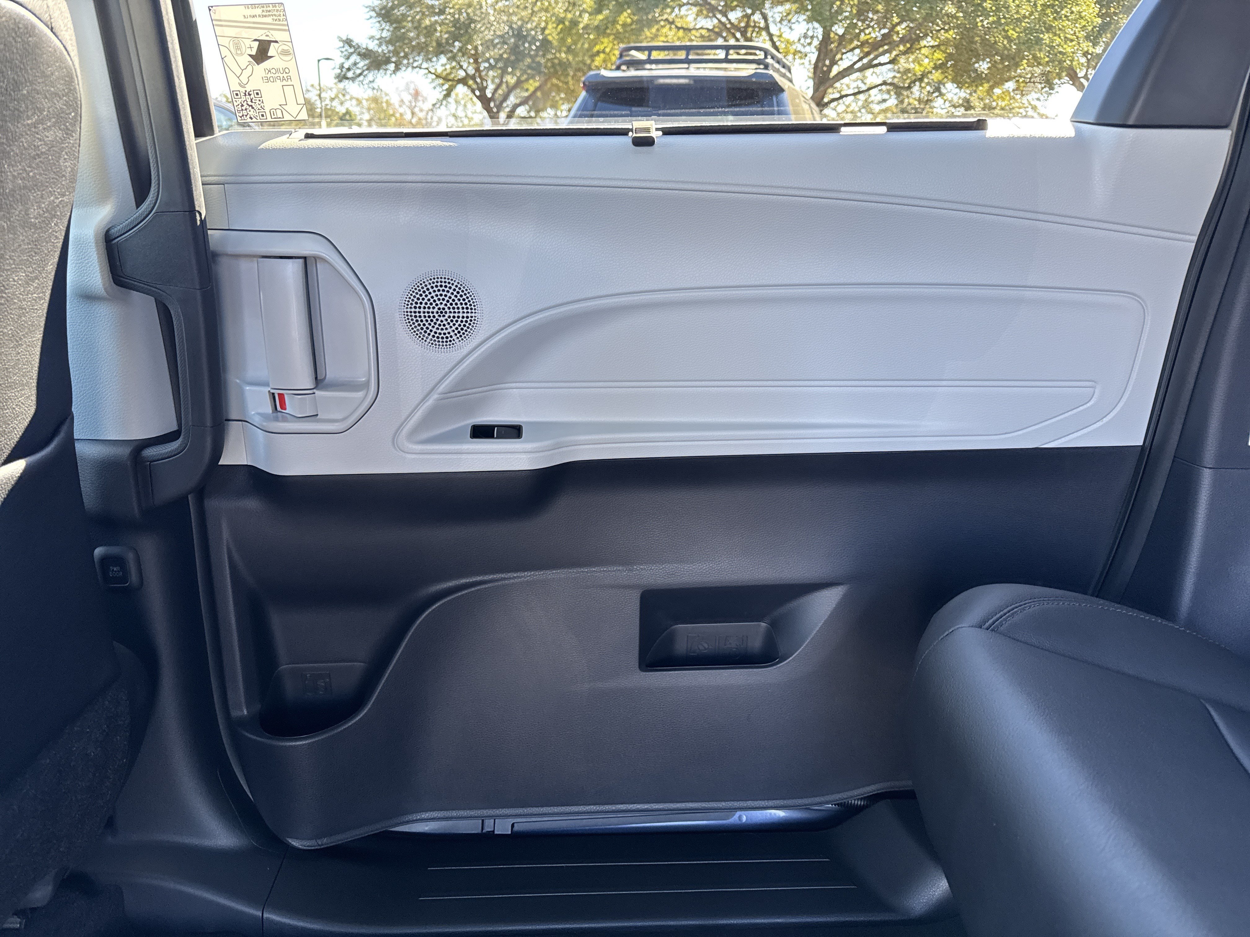 New 2026 Toyota Sienna XSE AWD/4WD image 28