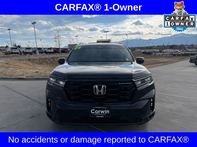 Used 2025 Honda Pilot Black Edition image 2