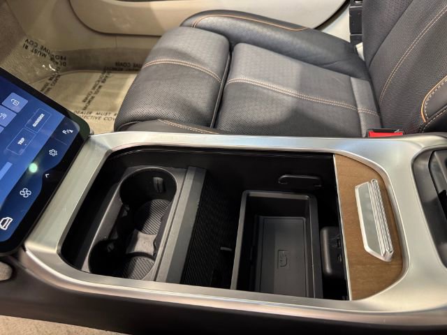 Used 2022 Lucid Air Grand Touring image 22