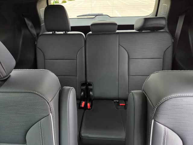 Used 2026 Buick Enclave Sport Touring w/ Power Package AWD/4WD image 56