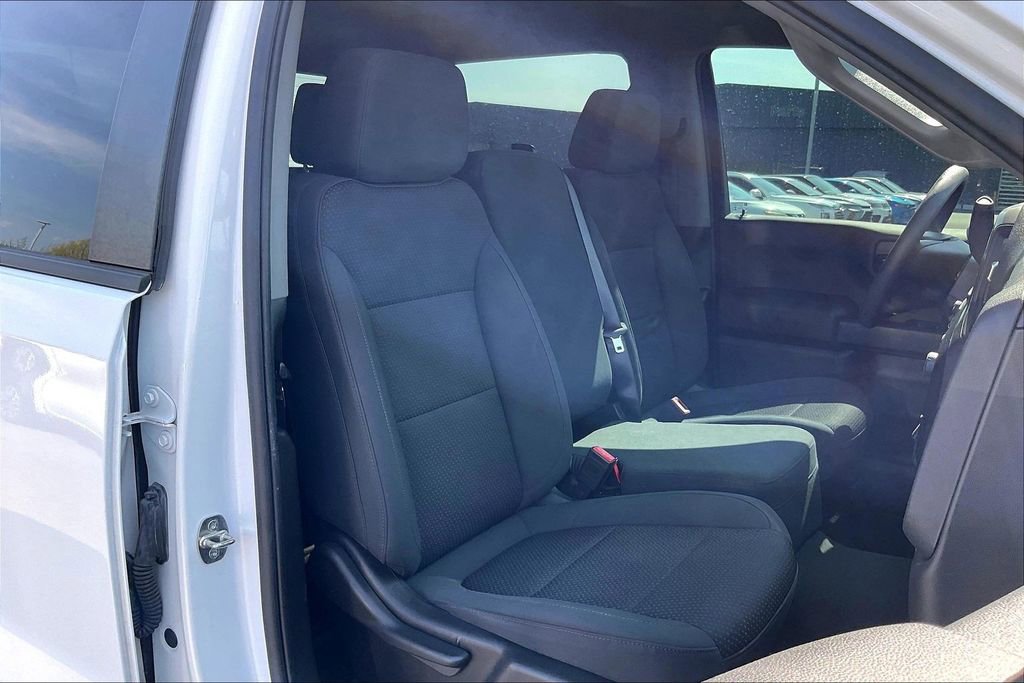 Used 2022 Chevrolet Silverado 1500 Custom image 10