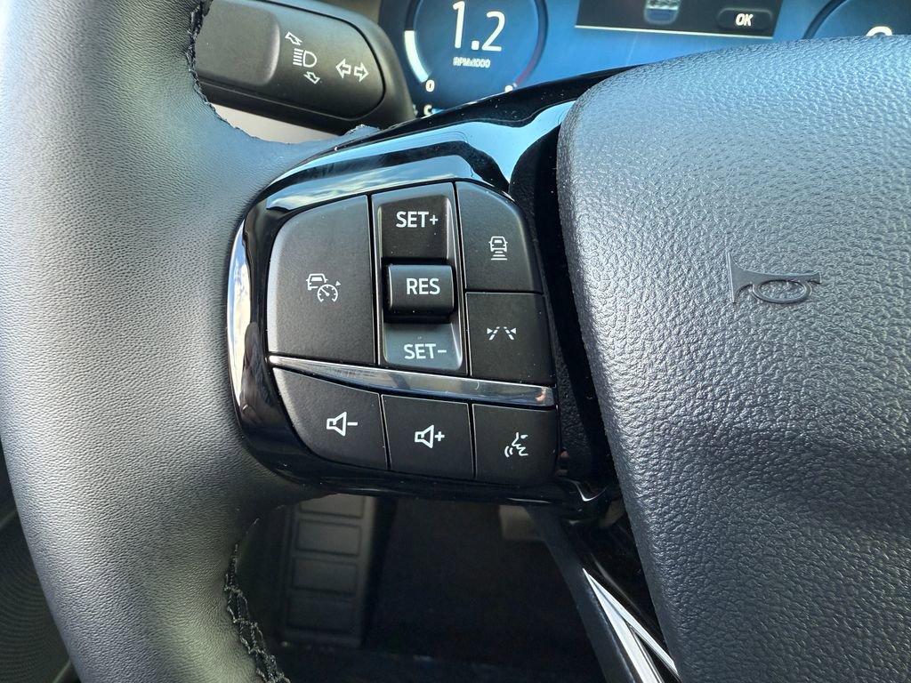 New 2026 Ford Escape Active w/ Active Premium Tech Pack AWD/4WD image 16