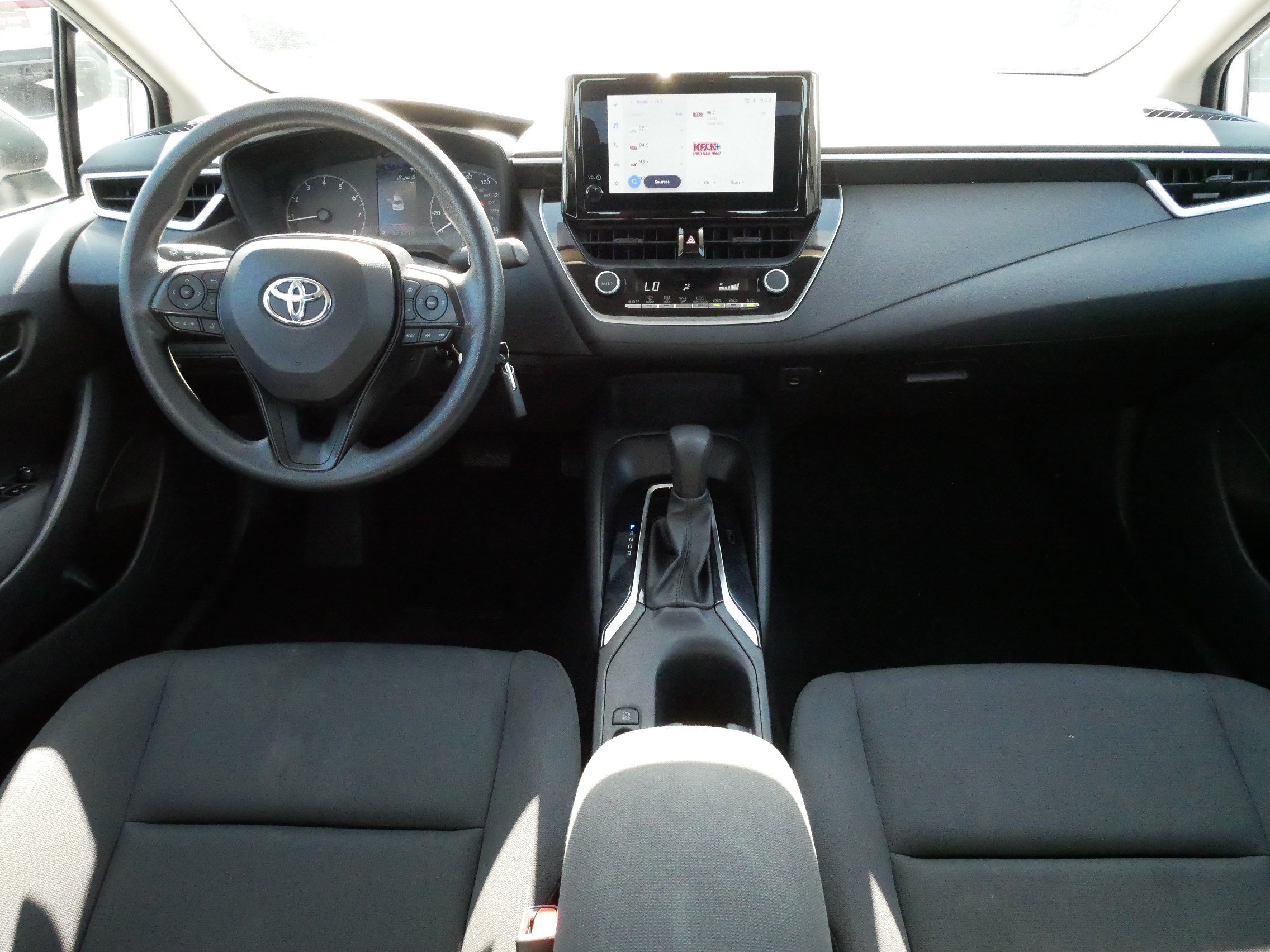 Certified 2024 Toyota Corolla LE FWD image 10