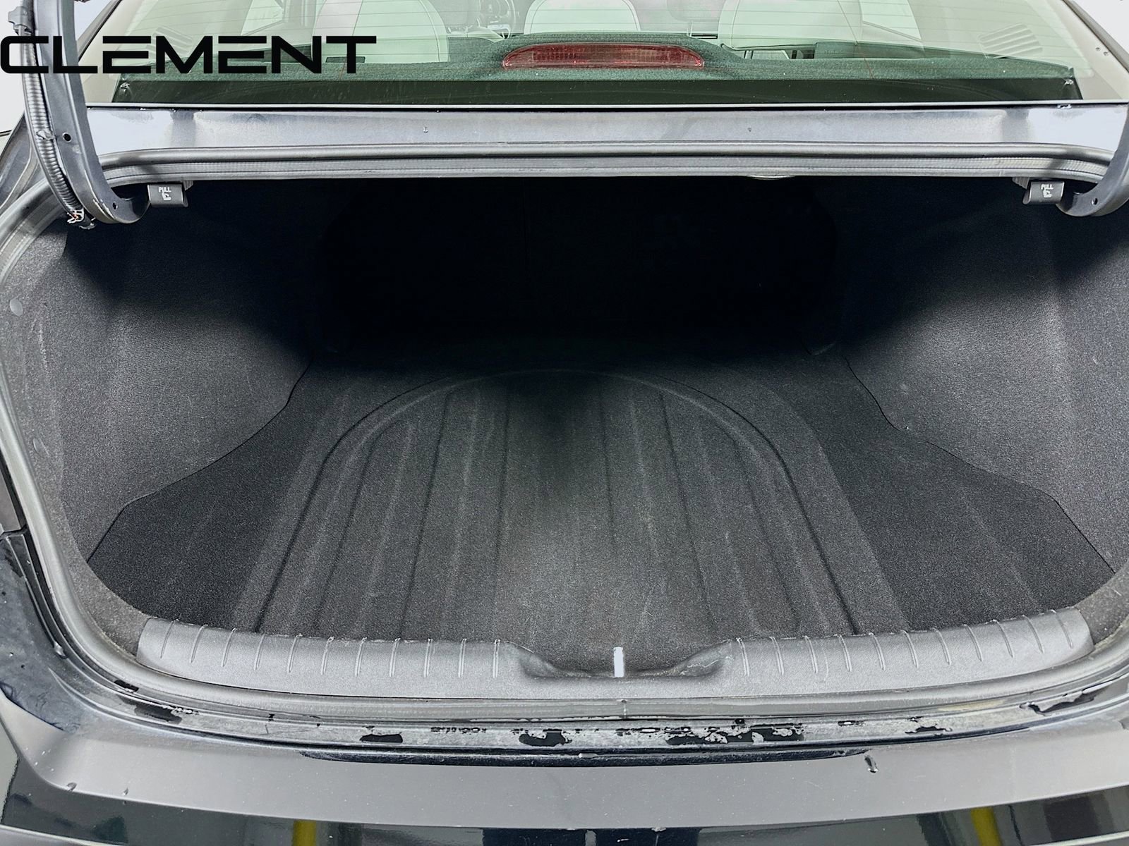 Used 2024 Hyundai Elantra Limited image 11